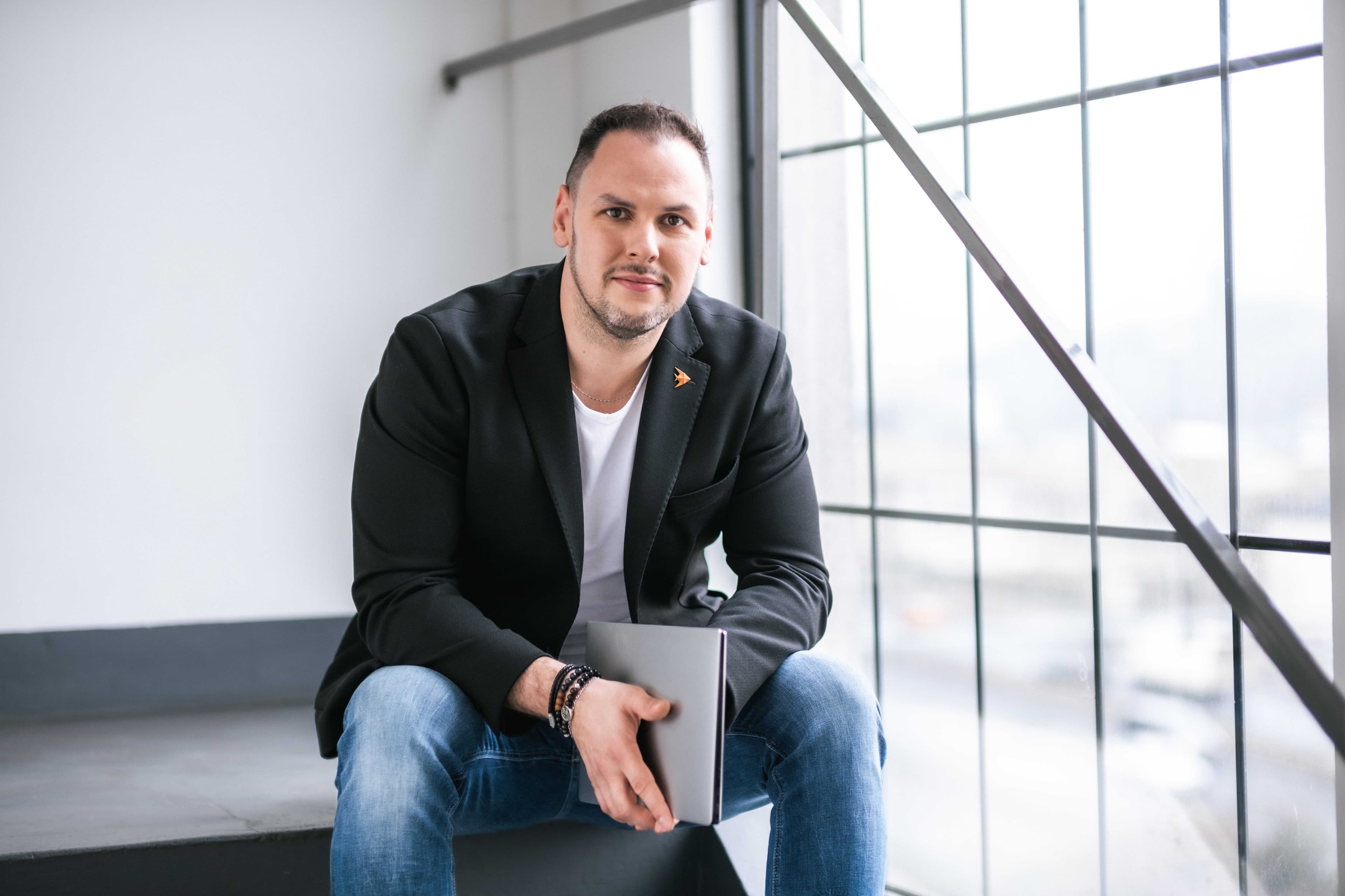 Matěj Hlaváč radí: Jak na bezpečné platby kartou
